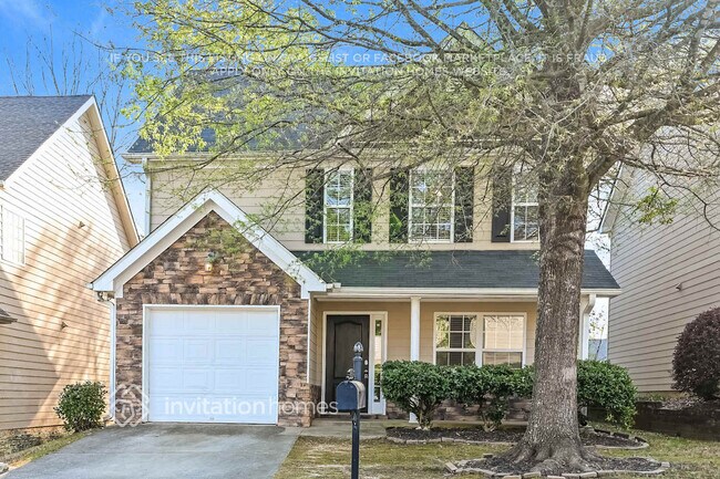 Building Photo - 6685 White Walnut Way