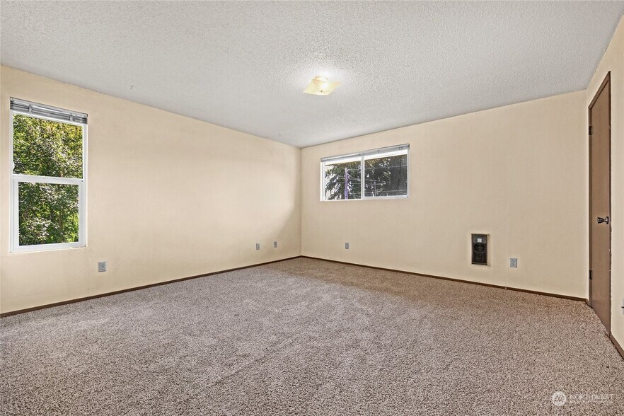 Building Photo - 22024 76th Ave W