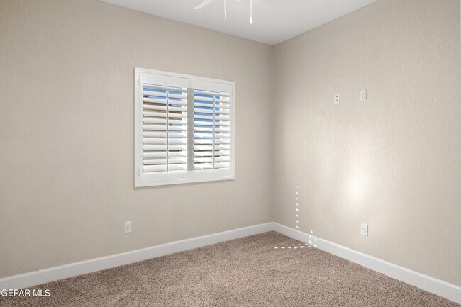 Building Photo - 6305 Palo Verde Pl