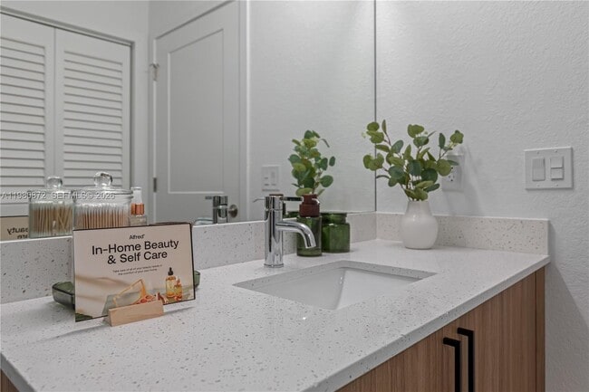 Building Photo - 4 N Federal Hwy