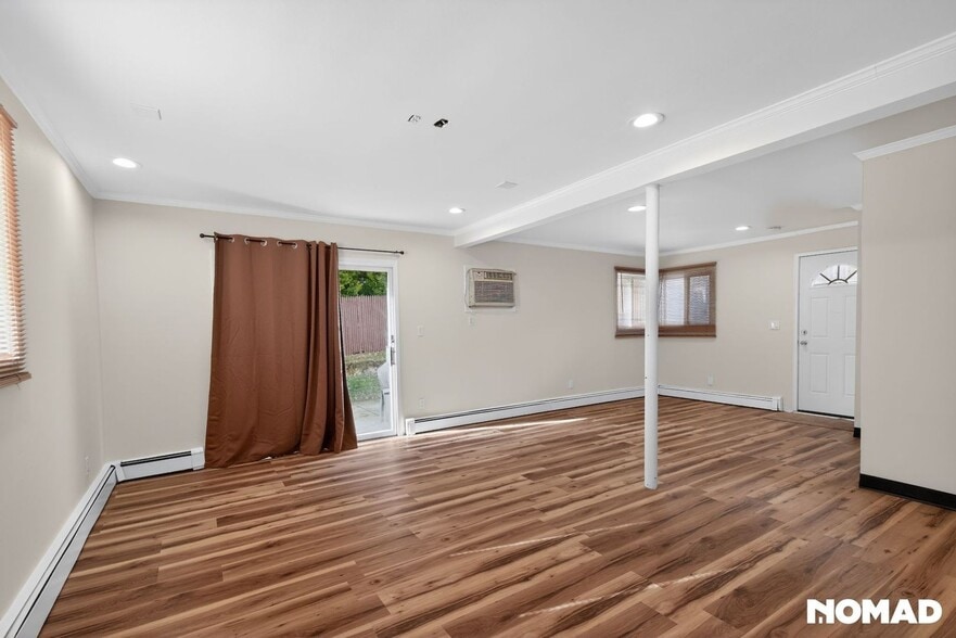 Building Photo - 12 Talman Pl