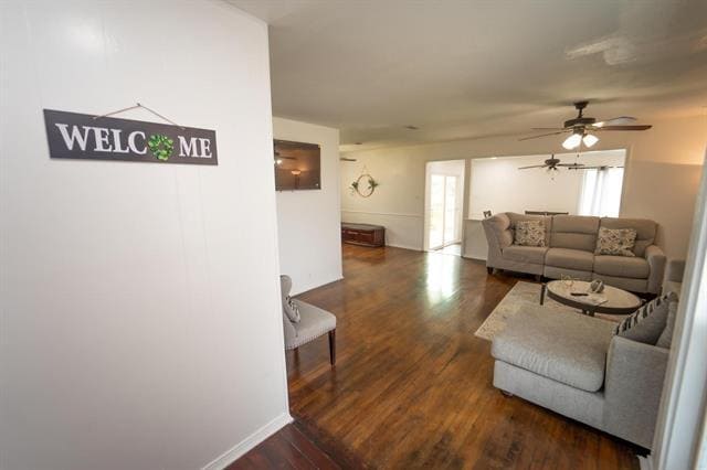 Building Photo - 7816 Mary Frances Ln