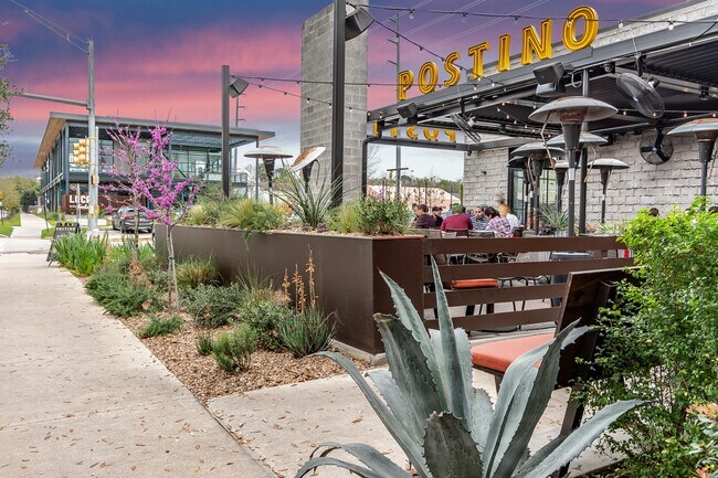 Building Photo - 2471 W 11th St