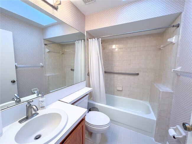 Building Photo - 12320 NW 10th Pl