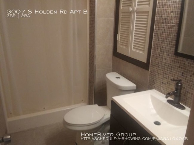 Building Photo - Pinewood Forest Condo