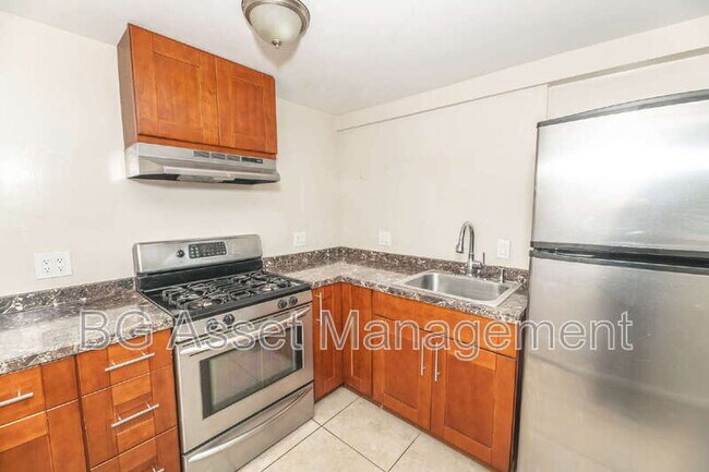 Building Photo - 1723 Bayo Vis
