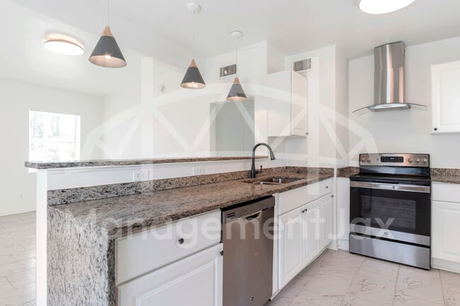 Building Photo - 3622 Ardisia Rd