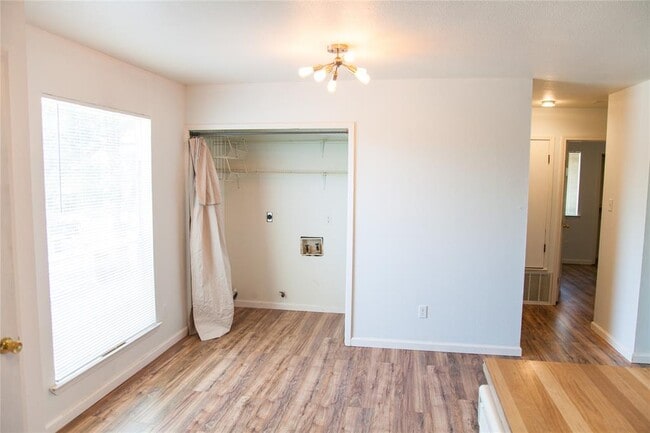 Building Photo - 5300 Indio Cove