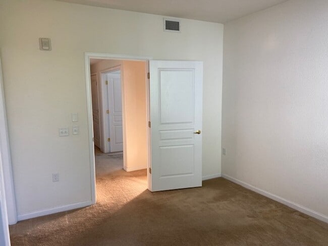 Building Photo - 10351 W Girton Dr