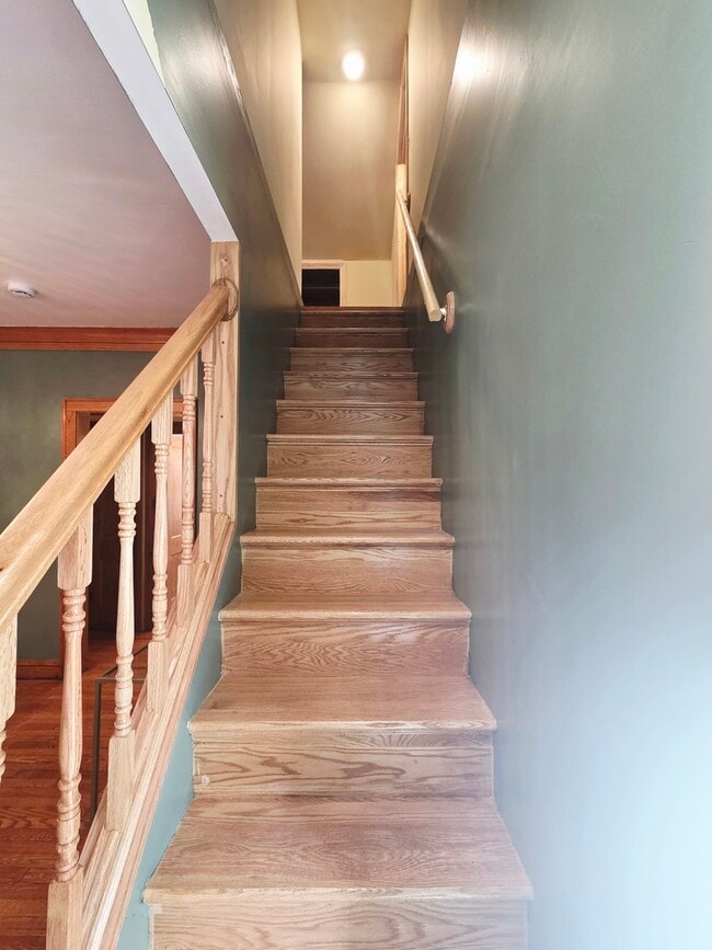 Building Photo - 12051 S Yale Ave