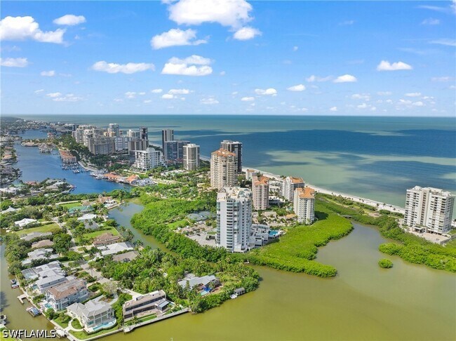 Building Photo - 60 Seagate Dr