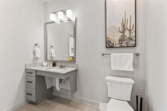 Building Photo - 5820 1/2 Cameron Rd