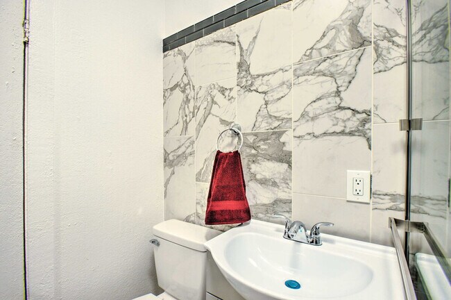 Building Photo - 3976 Utica St