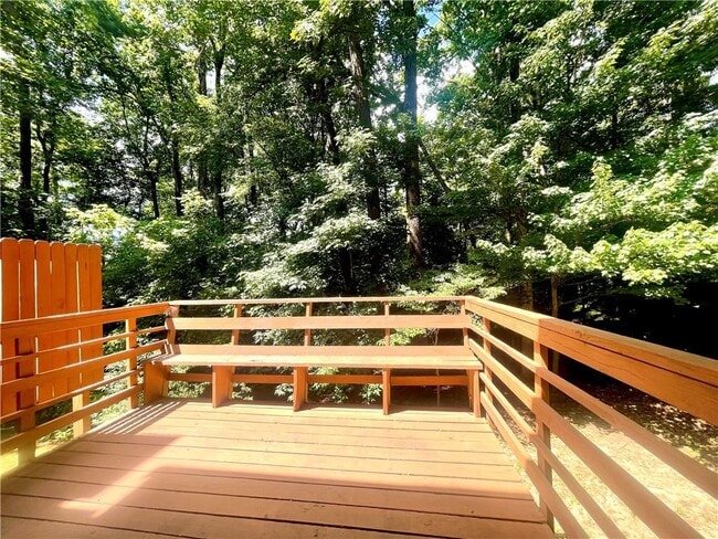 Building Photo - 1160 Old Windsor Pkwy