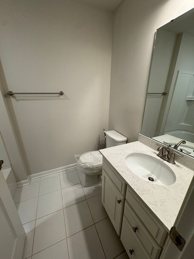 Building Photo - Beautiful 3 Bedroom 3.5 Bath in Sewickley,...