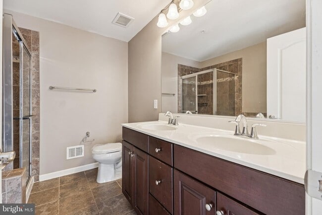 Building Photo - 15262 Torbay Way