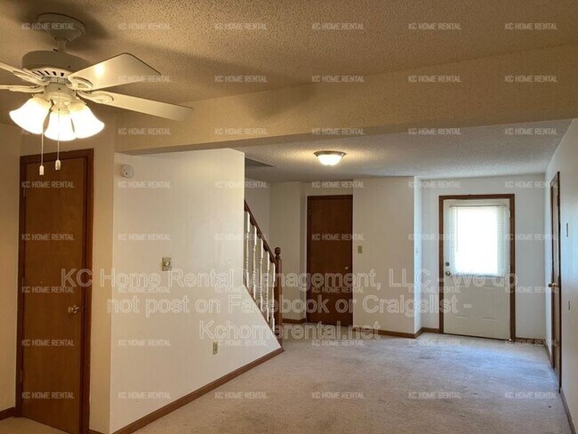 Building Photo - 8002 NW 79th Pl