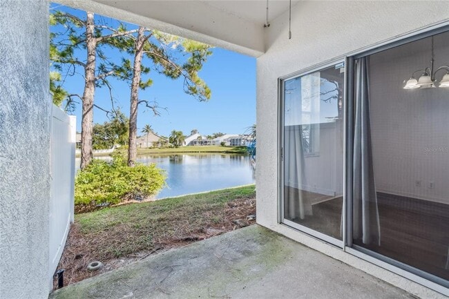 Building Photo - 571 Shoreham Ct NE