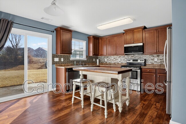 Building Photo - 3315 Runneymede Street SW