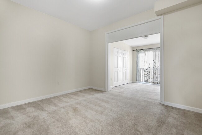 Building Photo - 2104 18th St NW