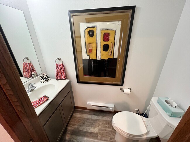 Building Photo - 1415 Market St