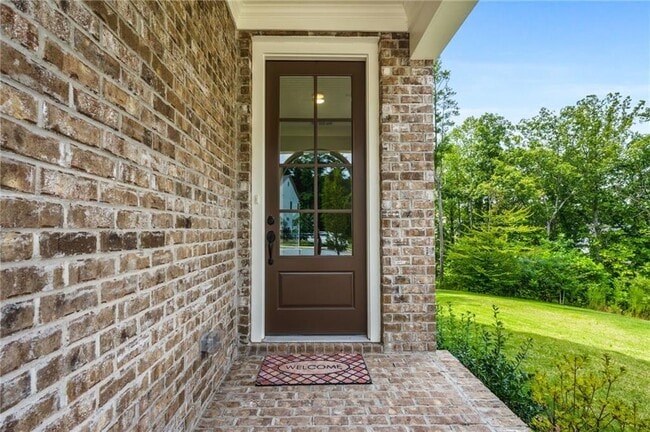 Building Photo - 421 Retreat Ln