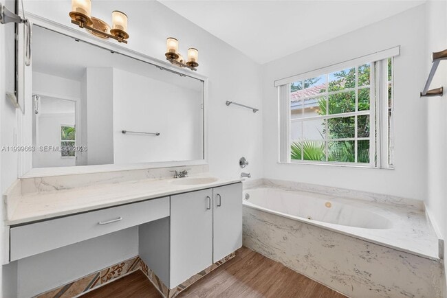 Building Photo - 931 Opal Terrace