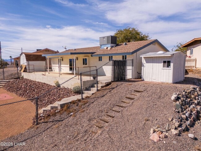 Building Photo - 2150 Lake Havasu Plaza