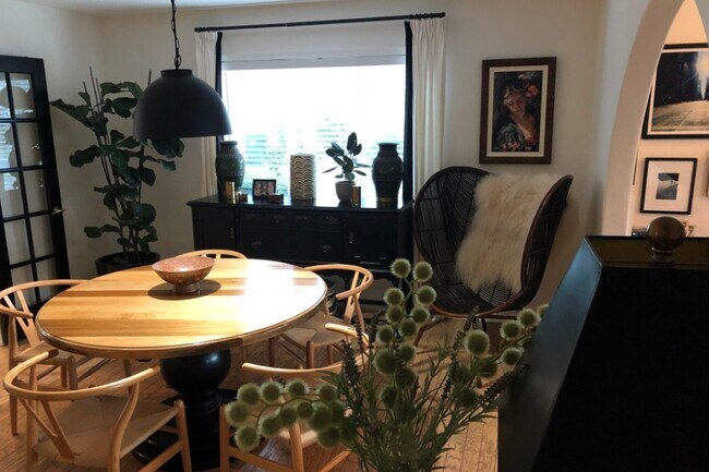 Dining Room - 2100 Farrell Ave