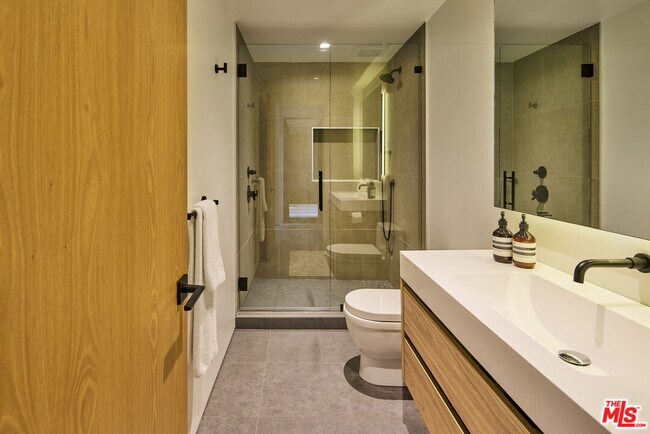 Building Photo - 24548 Malibu Rd