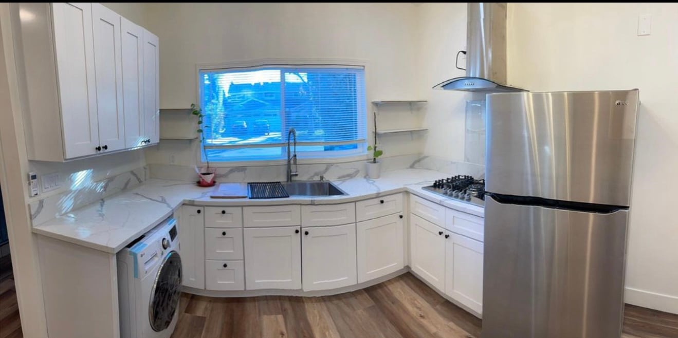 Building Photo - 13353 Killion St