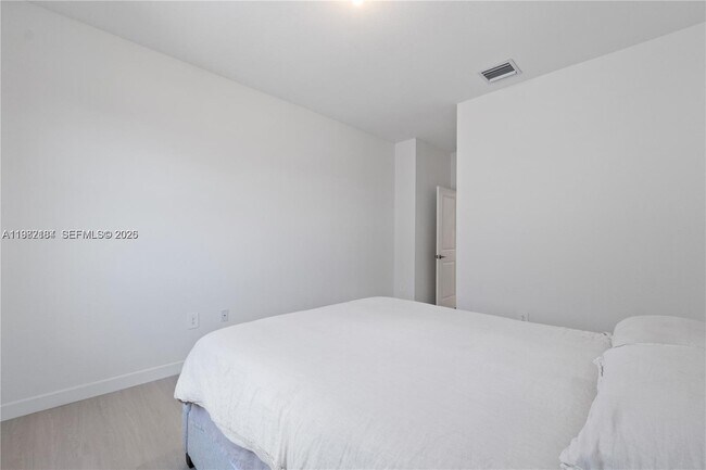 Building Photo - 11932 SW 241 Ter