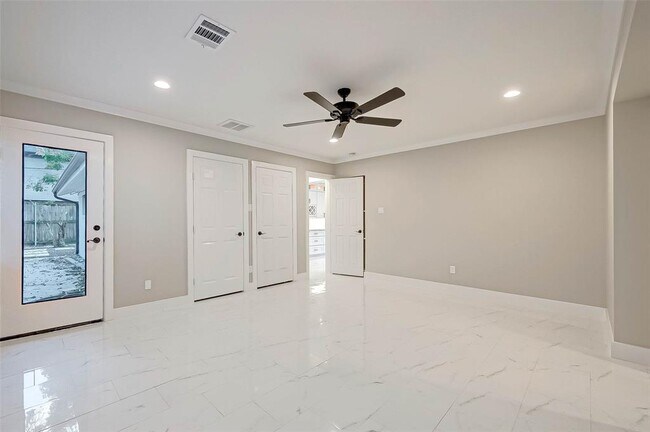 Building Photo - 2509 Maroneal St