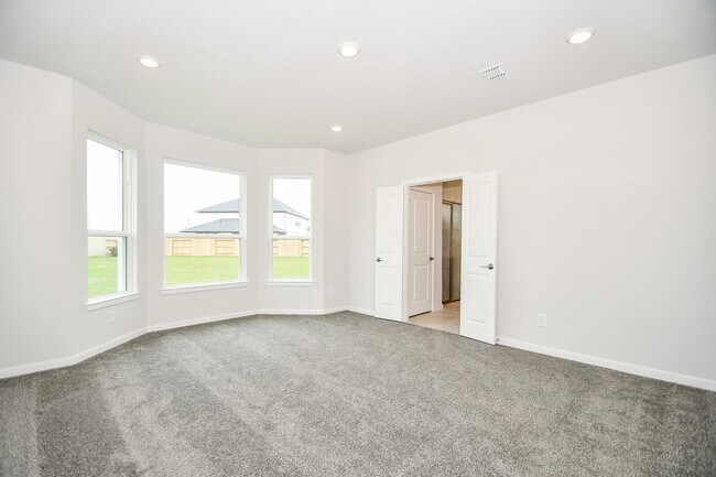 Building Photo - 21835 Erskine Peaks Pl