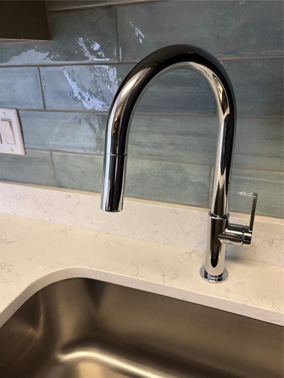 Building Photo - 7405 Bay Island Dr S