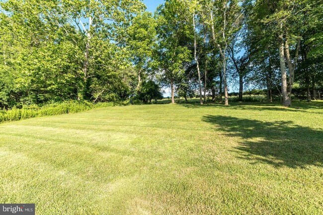 Building Photo - 306 Liam Ln