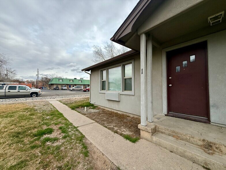 Building Photo - 1151 Belford Ave