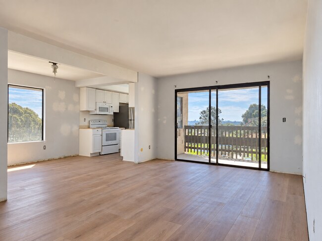 Building Photo - 13787 Mango Dr