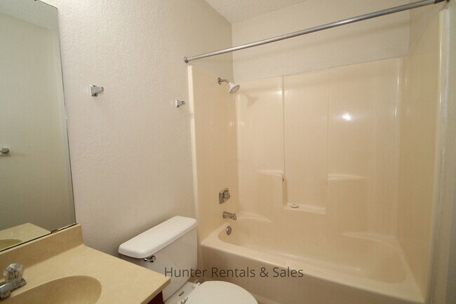 Primary Photo - Too Good!