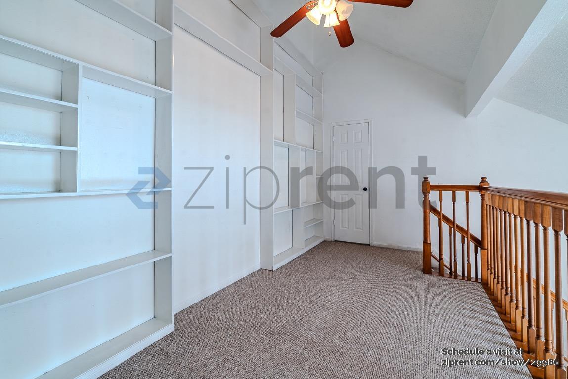 Building Photo - 2300 Old Spanish Trl