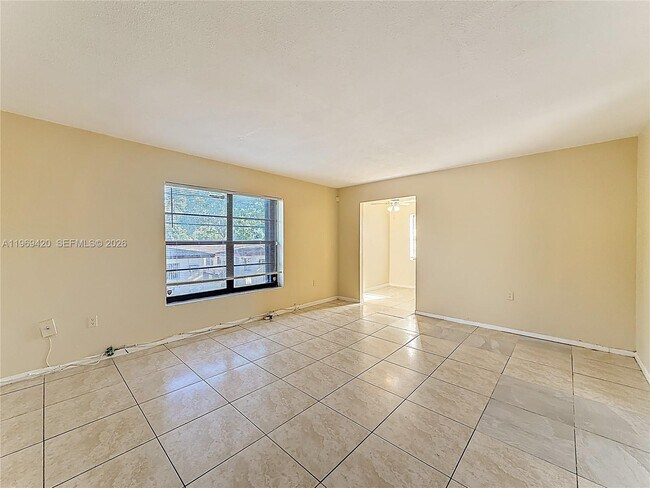 Building Photo - 2335 NE 172nd St