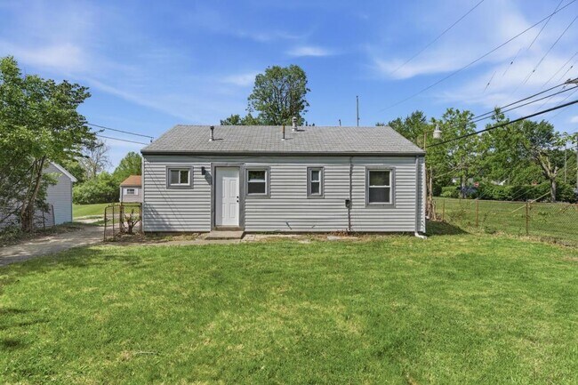 Building Photo - 4466 Gatewood Pl