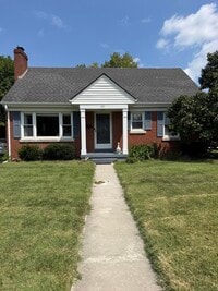 Building Photo - 341 Hollyhill Dr