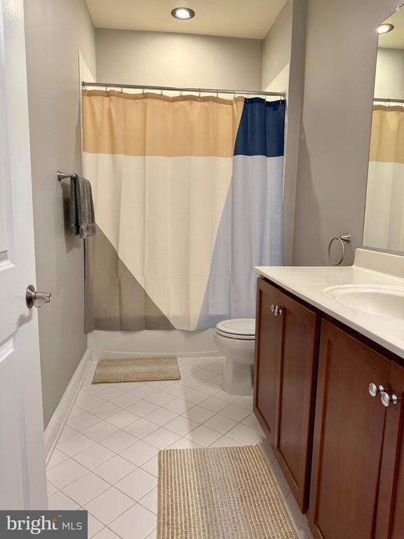 Building Photo - 7548 Morris St