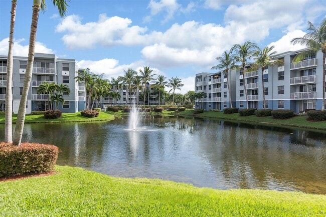 Building Photo - 399 E Sheridan St