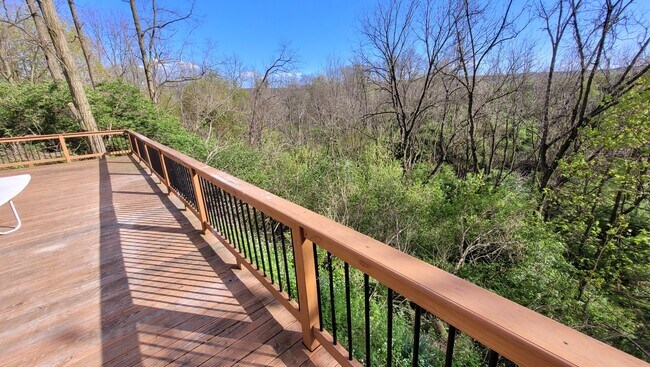 Building Photo - 20 Mill Rd