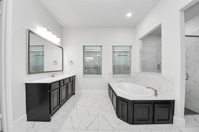 Building Photo - 14827 Vista Chase Trl