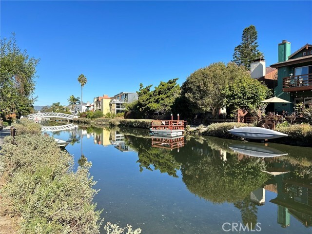 Building Photo - 2605 Grand Canal