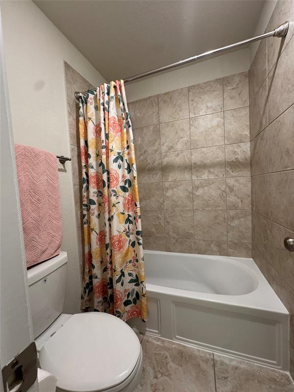 Building Photo - 16847 Hammon Woods Dr