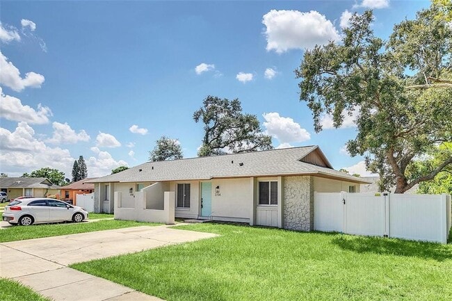 Building Photo - 2734 Coral Reef Dr